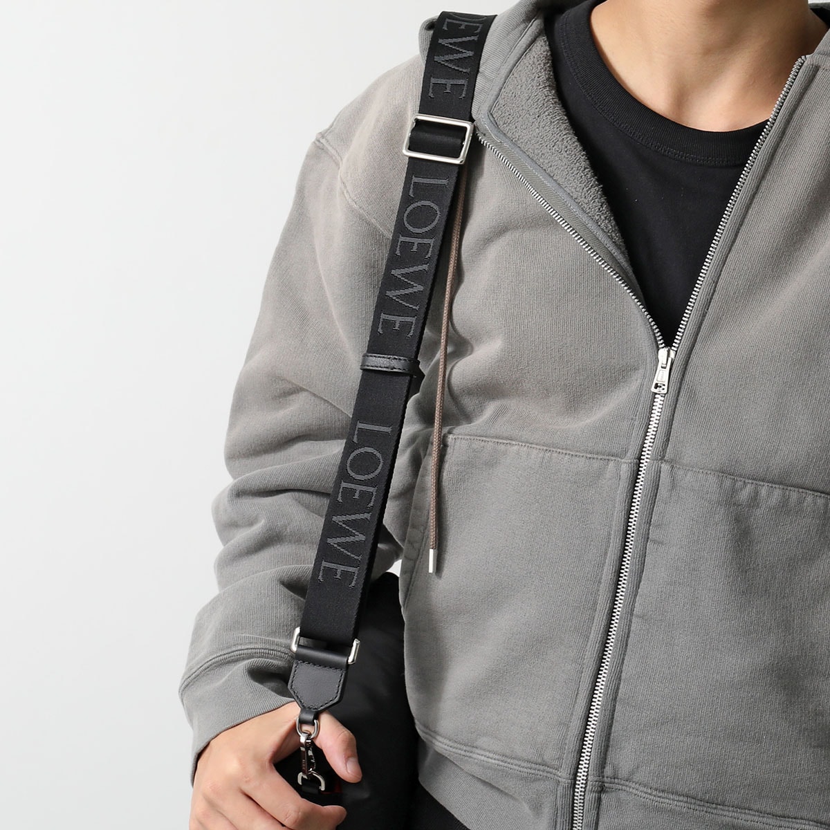 LOEWE ロエベ ショルダーバッグ GOYA PUFFER ゴヤ パファー A896P41X04 レディース アナグラム ナイロン×レザー クロスボディ 鞄 1100/BLACK