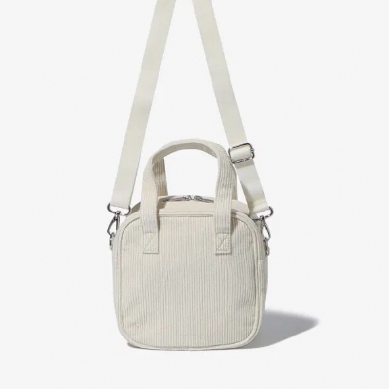 (フィラキッズ) コーデュロイスクエアバッグ (FK3BCF6332X_CRM) (フィラキッズ) コーデュロイスクエアバッグ (FK3BCF6332X_CRM)