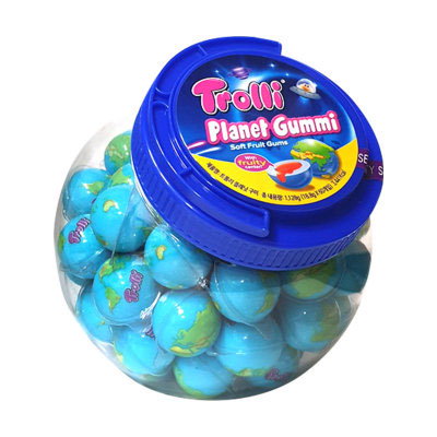 トローリ地球グミ  正規品【大容量   60個入+1個=61個入り] Amazon.co.jp: Trolli トローリ 地球グミ プラネットグミ 60個
