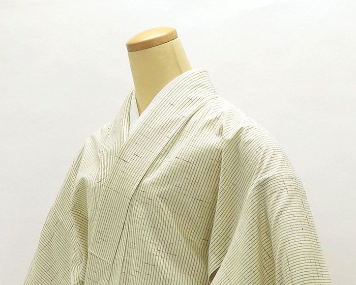 単衣 紬 新品仕立済 正絹 単衣 山形ぜんまい紬 縦縞模様 身丈166cm 裄丈68cm 紬 新品 仕立て上がり 着物 wd1038 単衣 紬 新品仕立済 正絹 単衣 山形ぜんまい紬 縦縞模様 身丈166cm 裄丈68cm 紬 新品 仕立て上がり 着物 wd1038