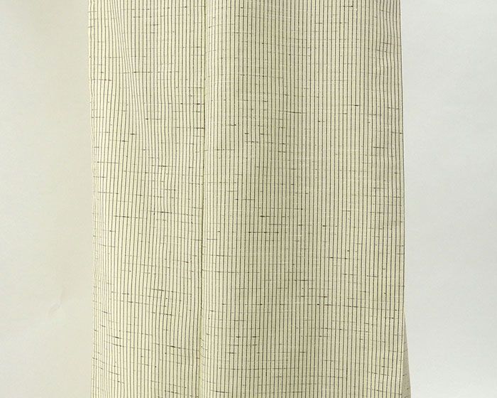 単衣 紬 新品仕立済 正絹 単衣 山形ぜんまい紬 縦縞模様 身丈166cm 裄丈68cm 紬 新品 仕立て上がり 着物 wd1038 単衣 紬 新品仕立済 正絹 単衣 山形ぜんまい紬 縦縞模様 身丈166cm 裄丈68cm 紬 新品 仕立て上がり 着物 wd1038