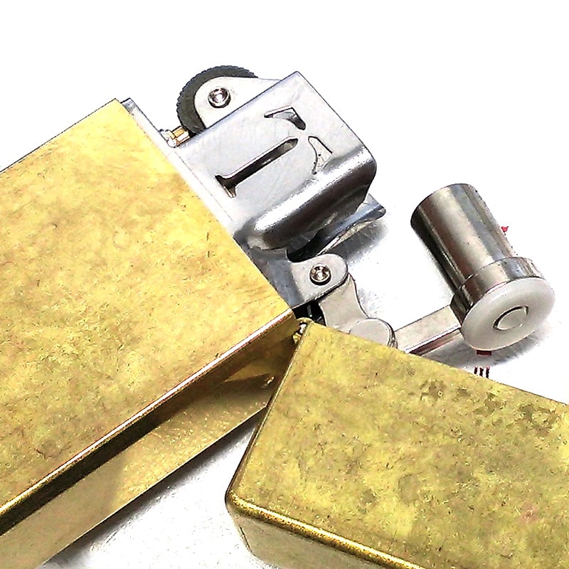 オイルライター ギアトップ 8スタッズ メタル 日本製 GEAR TOP 重厚 ワイルドブラス かっこいい ゴールド 渋い おしゃれ 国産品 メンズ プレゼント ギフト