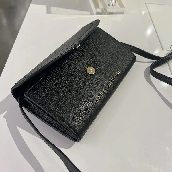 Qoo10 Marc Jacobs 即発 正規品 長財布 [ブラック]