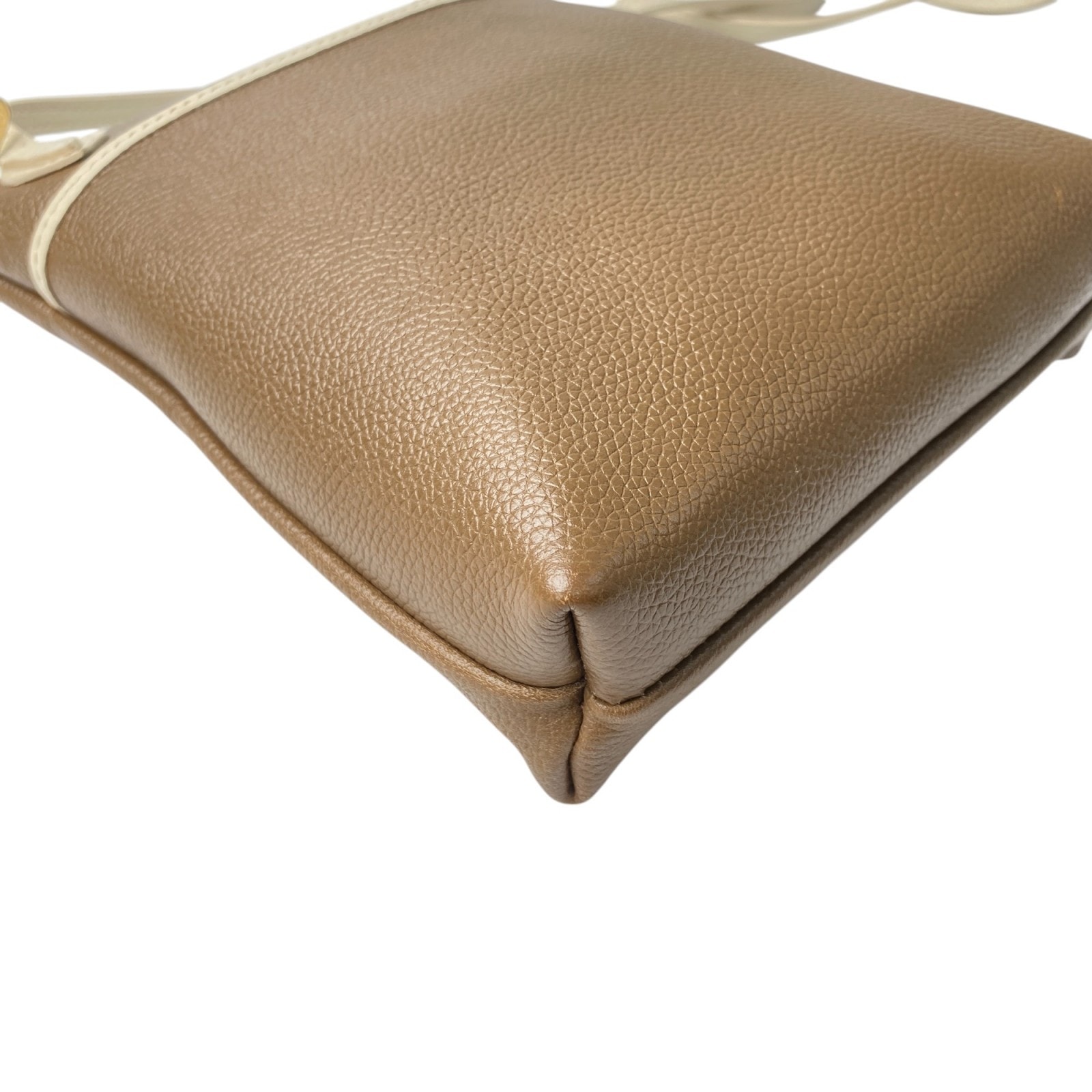 新品 モラビト MORABITO レディース サコッシュ ショルダーバッグ 斜めがけ クロスボディ 新品 モラビト MORABITO レディース サコッシュ ショルダーバッグ 斜めがけ クロスボディ