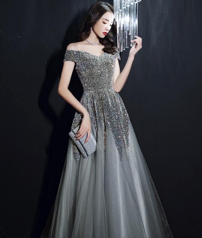 今すぐ欲しい!レディースドレス エレガント 高級 スパンコール ロングドレス ロングワンピース オフショルダー グレー 2色 チュールスカート 新着 編み上げ お呼ばれ 司会 演出 おしゃれ フォマー 今すぐ欲しい!レディースドレス エレガント 高級 スパンコール ロングドレス ロングワンピース オフショルダー グレー 2色 チュールスカート 新着 編み上げ お呼ばれ 司会 演出 おしゃれ フォマー