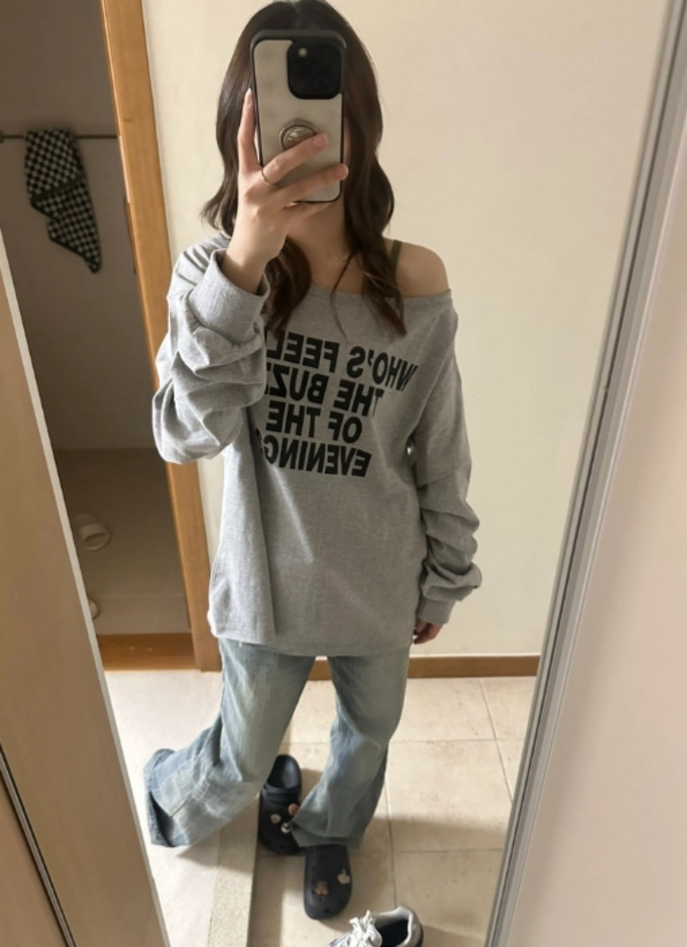 Hearts2HeartsI AN着用/tripleS Kaede 着用/リッツ ボートネックプリンティング 長袖Tシャツ