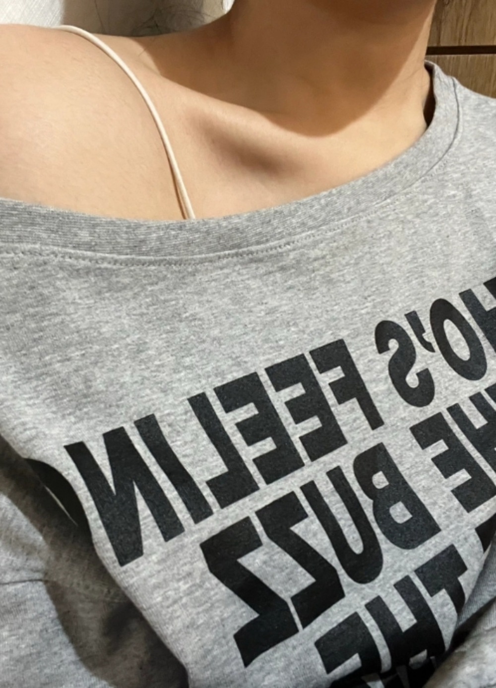 Hearts2HeartsI AN着用/tripleS Kaede 着用/リッツ ボートネックプリンティング 長袖Tシャツ