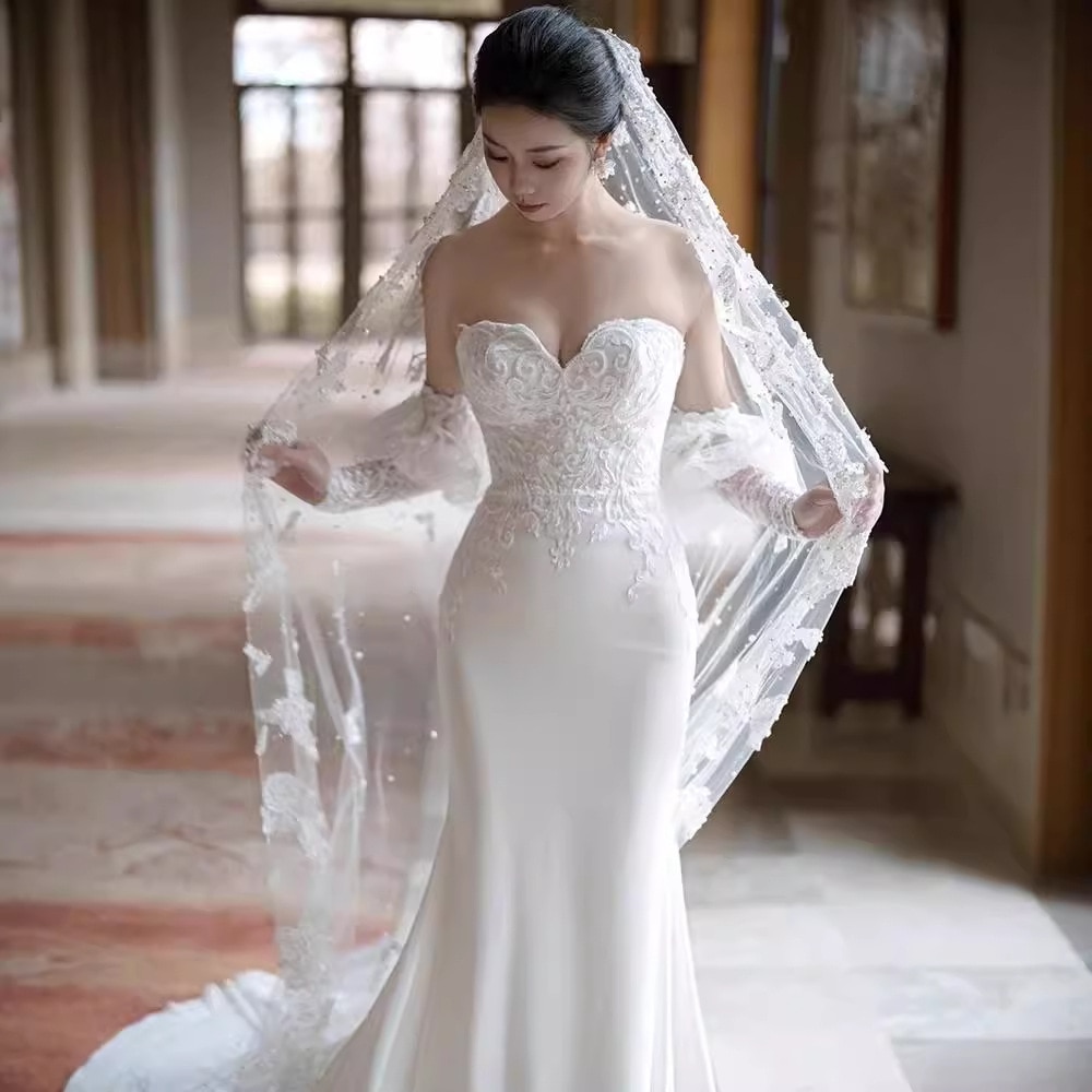 ✨海外ウェディング✨サテン生地フィッシュテールドレス　結婚式　前撮り　夏婚 ウェディングドレス 結婚式 挙式 カラードレス お色直し オフ