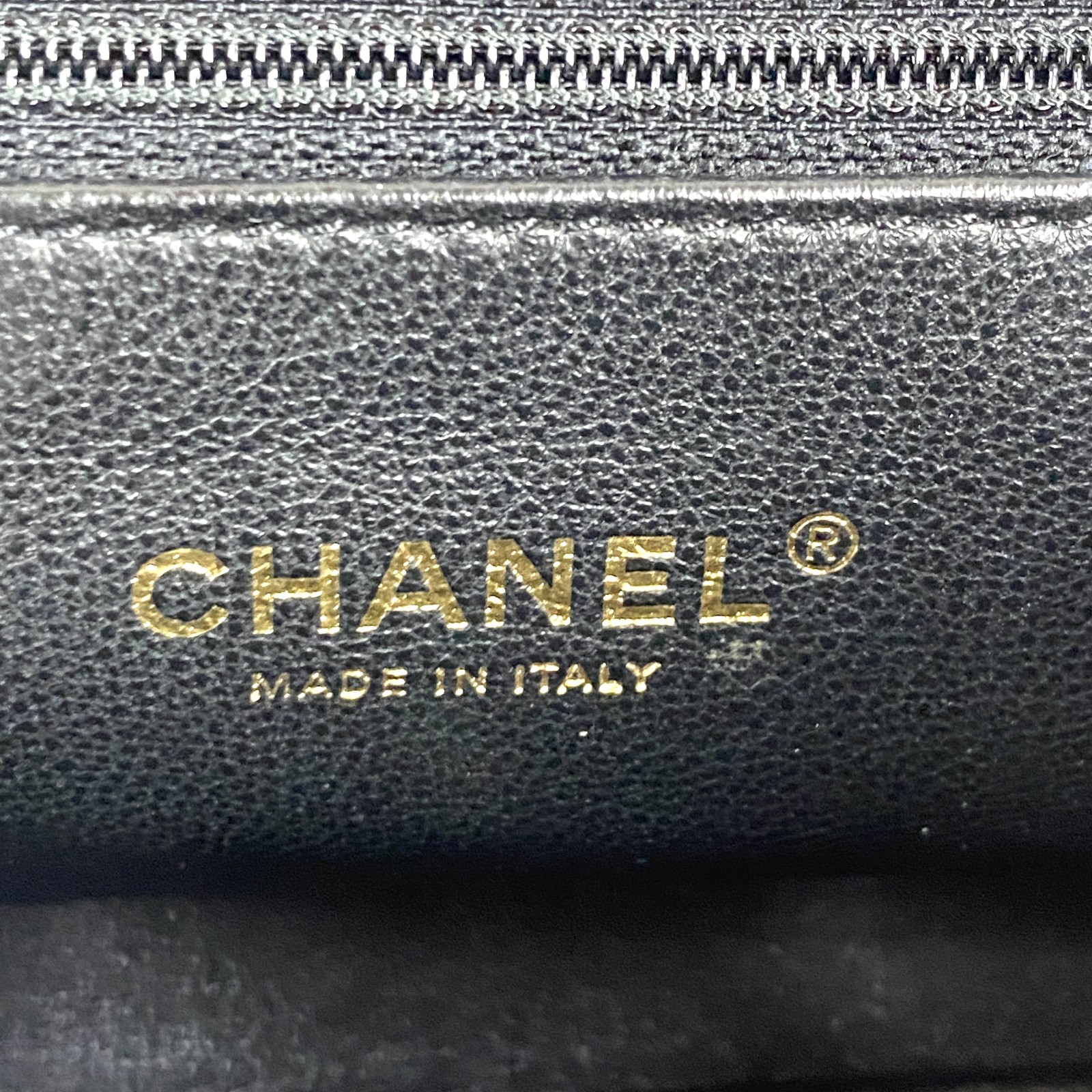 美品 シャネル CHANEL レディース シングルフラップ チェーン ショルダーバッグ ムートン 23番【中古】 美品 シャネル CHANEL レディース シングルフラップ チェーン ショルダーバッグ ムートン 23番【中古】