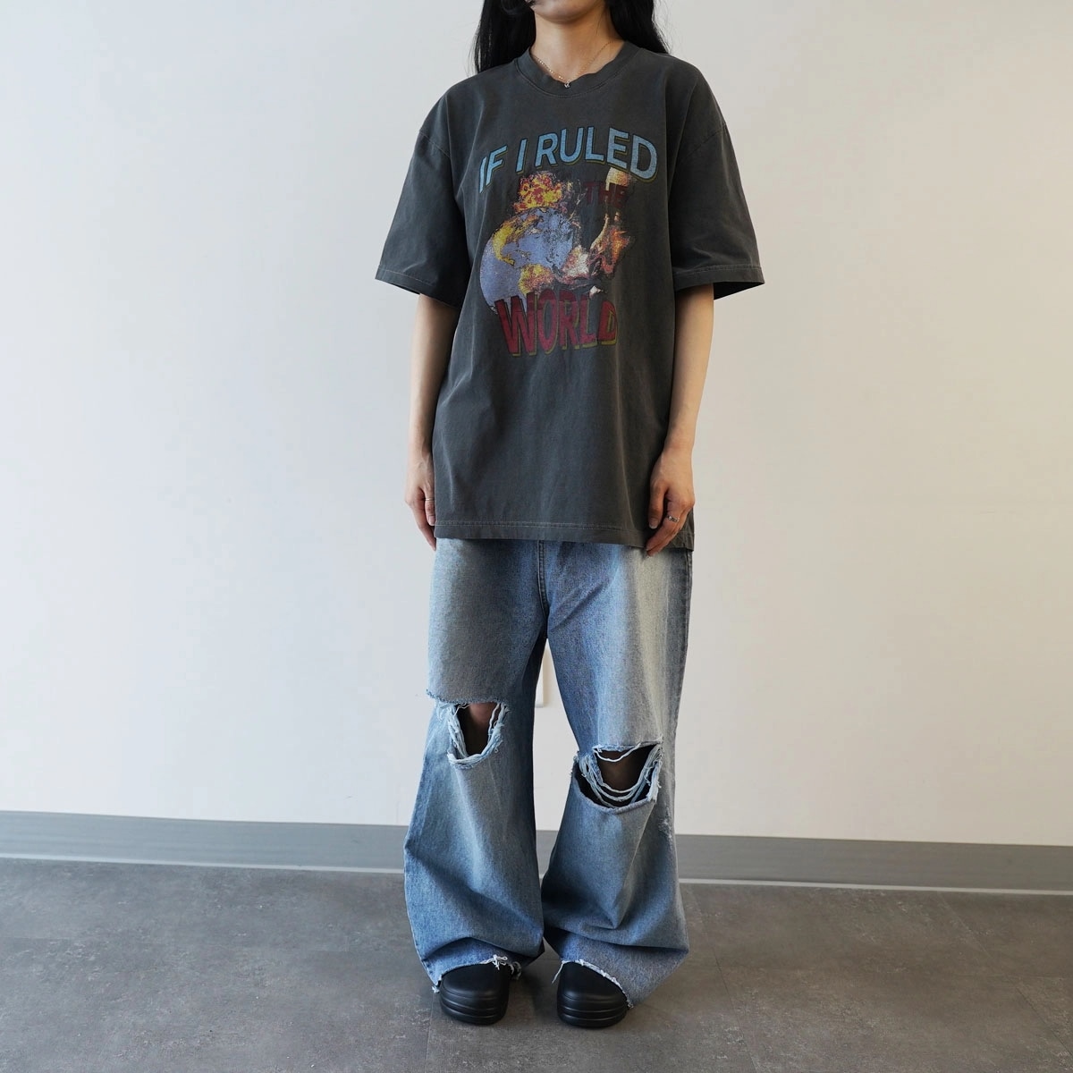 【IONSEOUL】 The World Printing Over T-Shirt [正規品] [BTS V テテ着用] ION SEOUL Tシャツ 半袖