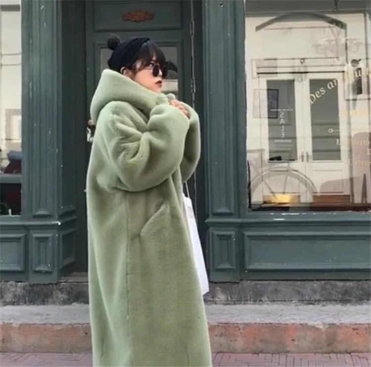 素敵なデザイン早い者勝ちミンクフェイクファーゆったりするフード付き通勤する厚手プラッシュ暖かいチェスターコートオシャレトレンド