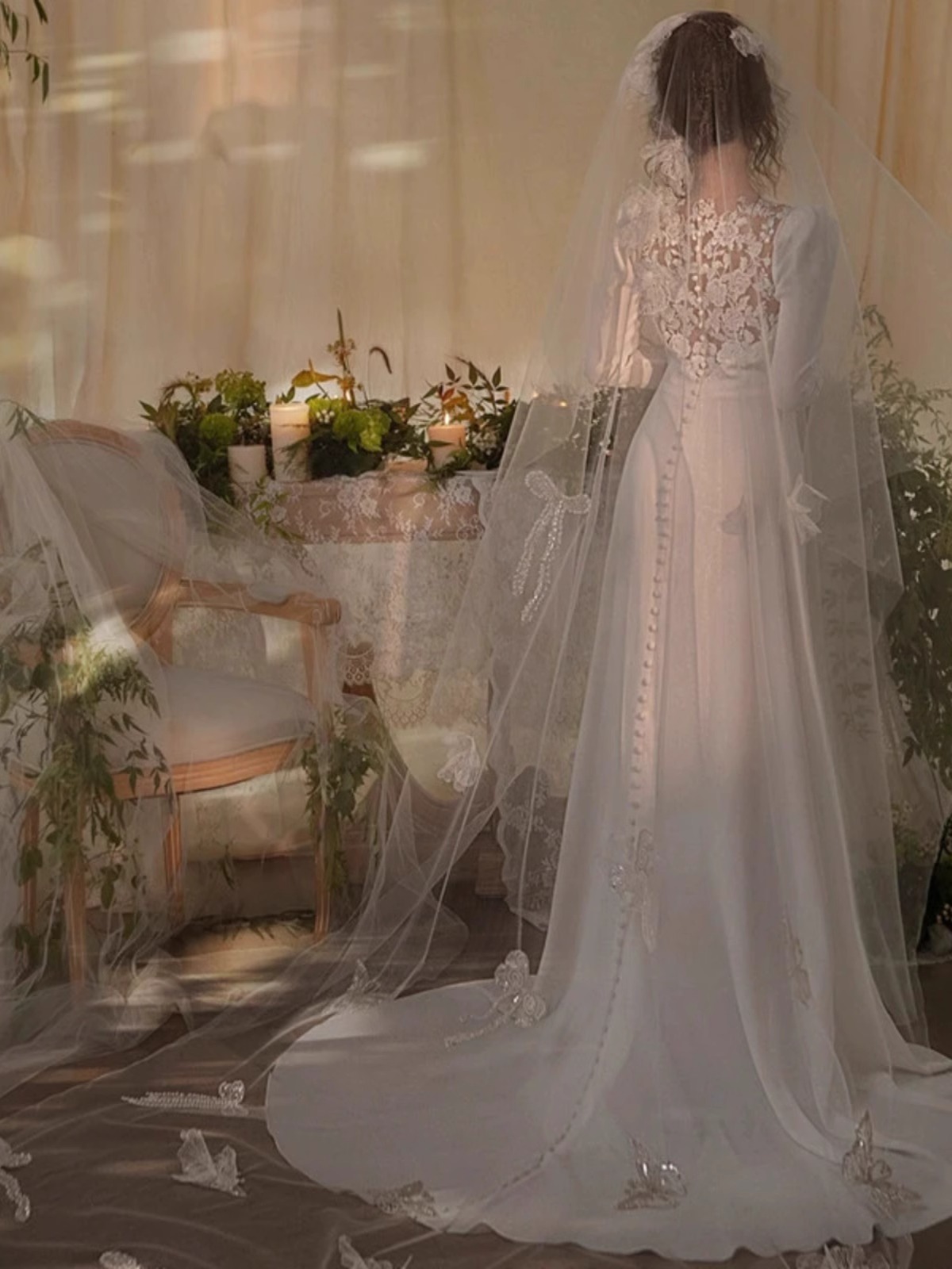 フレンチライトウェディングドレスシンプル高級感レース白着着やせ長袖小モップ森系ウエルカム韓国式お出かけ紗 フレンチライトウェディングドレスシンプル高級感レース白着着やせ長袖小モップ森系ウエルカム韓国式お出かけ紗