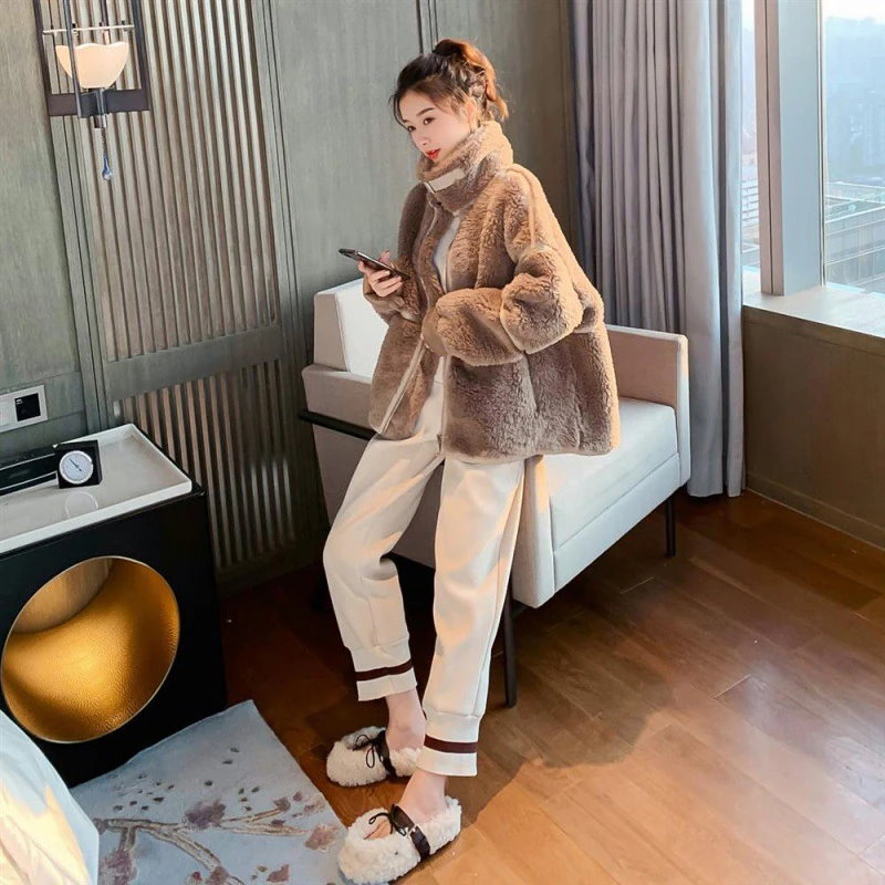 【新品入荷】秋冬 冬アウター秋アウター レディース 韓国風ファッショボアジャケット ニューデザイン 秋冬ファーコ 最安値に挑戦 【新品入荷】秋冬 冬アウター秋アウター レディース 韓国風ファッショボアジャケット ニューデザイン 秋冬ファーコ 最安値に挑戦