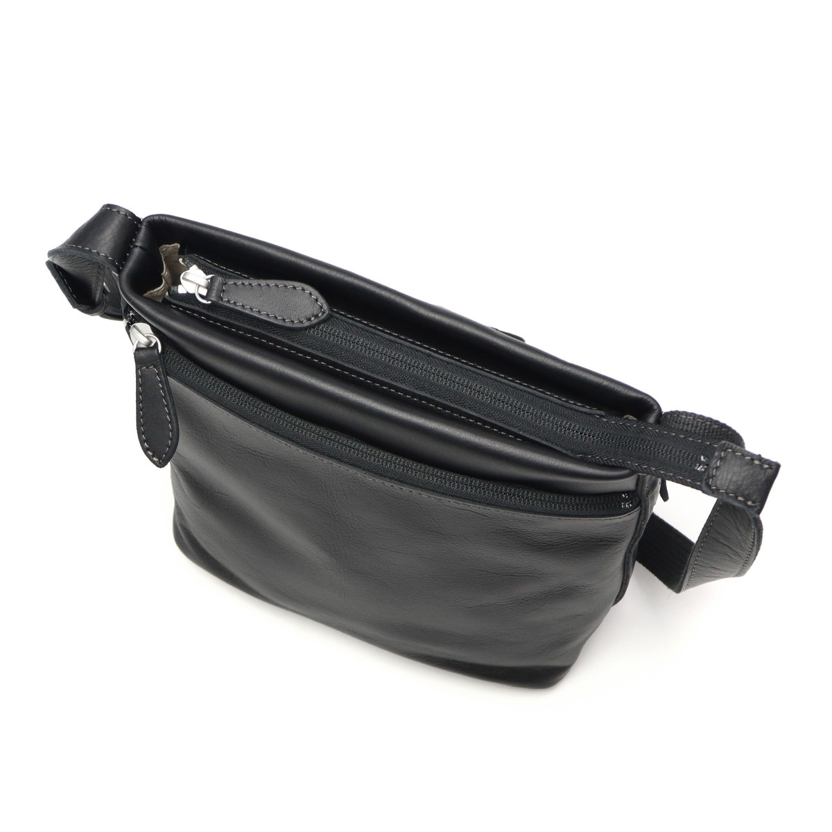 ダコタ限定ノベルティ付 ショルダーバッグ レディース ブランド 斜めがけ 小さめ 大人 軽量 本革 ファスナー付き 縦型 縦長 撥水 A5 かわいい 革 ラポールレイン 1034821 新作2025