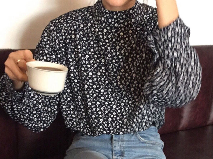 バックボタン 長袖 シャツ レディース 春 秋 トップス シャツブラウス 総柄 柄シャツ カジュアル 長袖シャツ きれいめ 小花柄 ハイネック お洒落 可愛い ブラック 黒 韓国ファッション