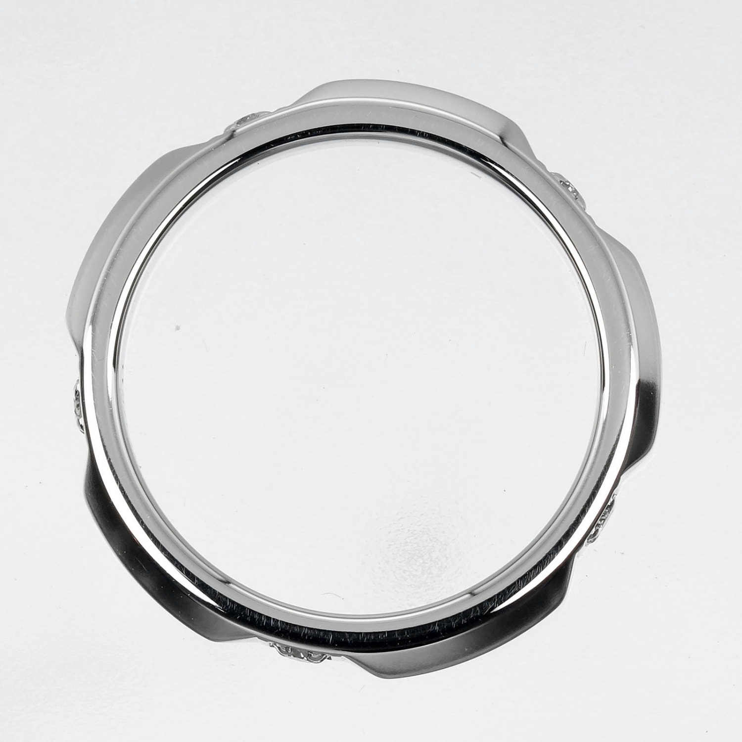 トゥルー バンド 2.5mmモデル リング・指輪 Pt950プラチナ 5Pダイヤモンド 6.5号 約4.16g レディース 中古品 Aランク