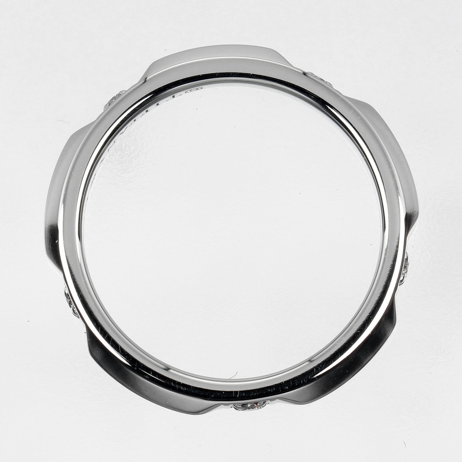 トゥルー バンド 2.5mmモデル リング・指輪 Pt950プラチナ 5Pダイヤモンド 6.5号 約4.16g レディース 中古品 Aランク