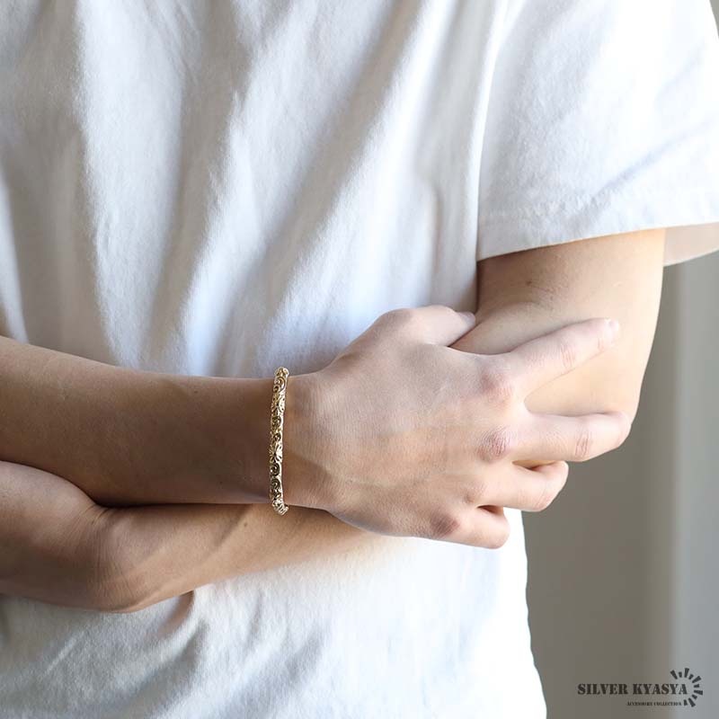 ステンレス ゴールドバングル 唐草 クロス [b807]