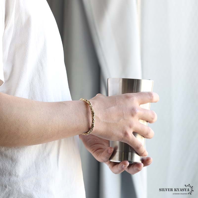 ステンレス ゴールドバングル 唐草 クロス [b807]