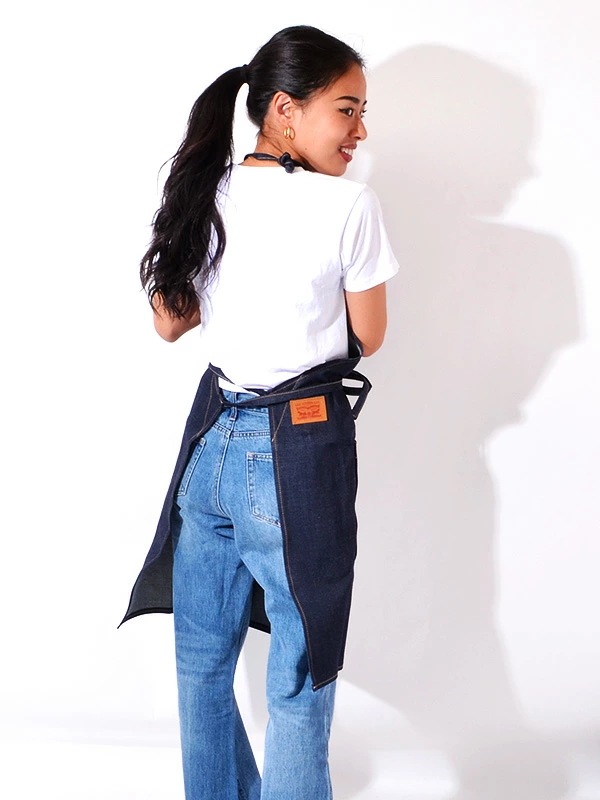 LEVI S リーバイス デニム エプロン ロング丈 メンズ レディース 北欧 ユニセックス 綿100% 前掛け ショップエプロン カフェ 77162-0018 D6286-0001 LEVI S リーバイス デニム エプロン ロング丈 メンズ レディース 北欧 ユニセックス 綿100% 前掛け ショップエプロン カフェ 77162-0018 D6286-0001