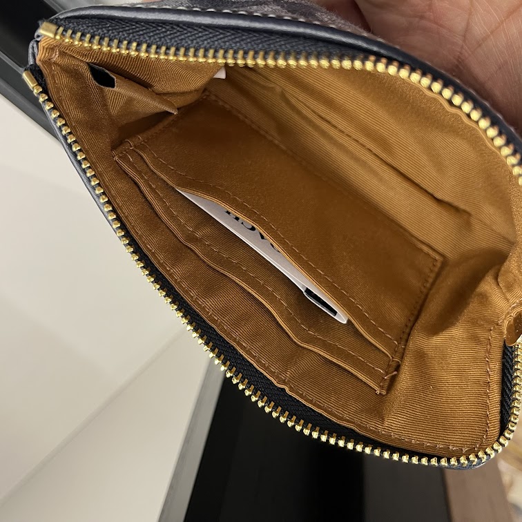 即発 USA直送 アウトレット レディース ポーチ リストレット CH371 IMDEI 即発 USA直送 アウトレット レディース ポーチ リストレット CH371 IMDEI