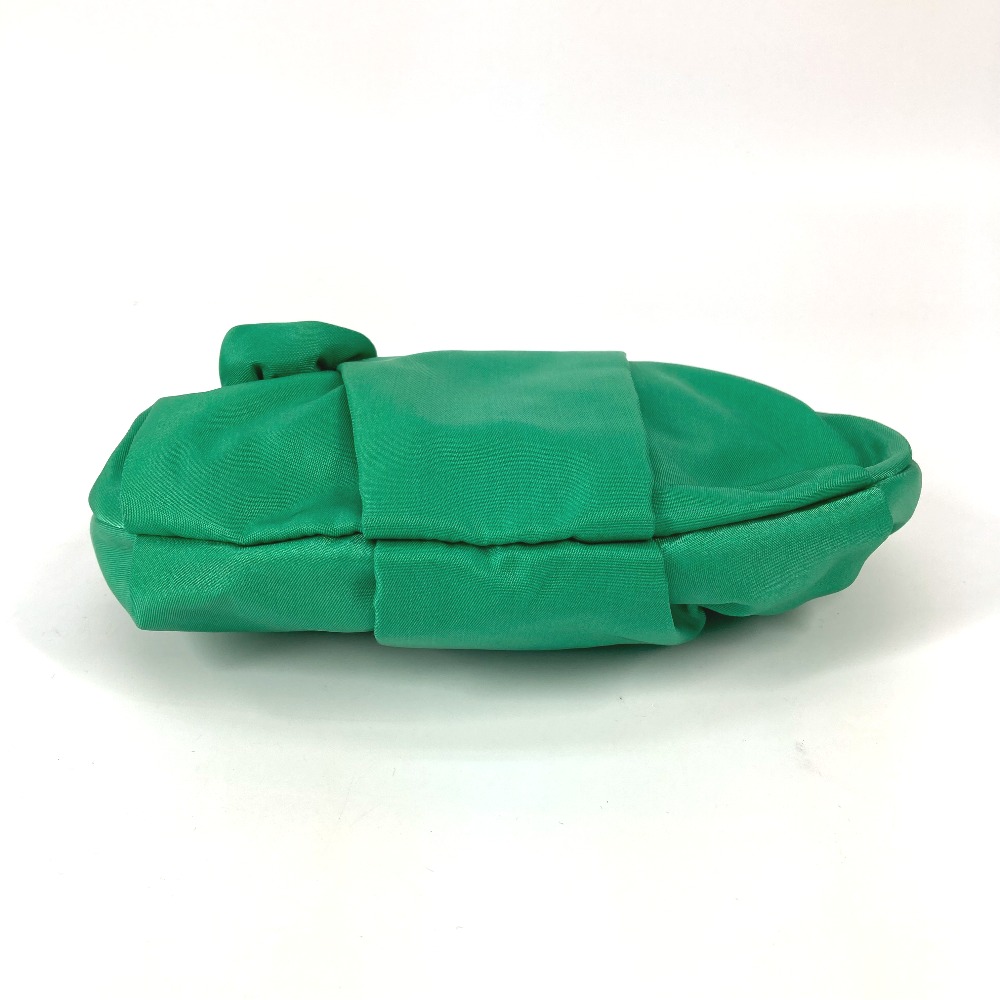 クラッチバッグ ロゴ ポーチ メイクポーチ 化粧ポーチ ストラップ付 ナイロン グリーン