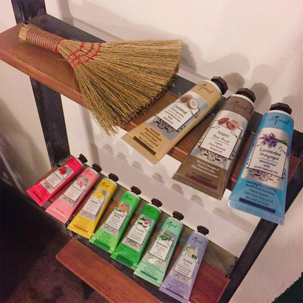 Difeel(ディフィール) ファミリセット54 ナチュラル ハンドクリーム 40g x 5点 ザクロラベンダーフリージアローズマリーローズウォーター New York Difeel(ディフィール) ファミリセット54 ナチュラル ハンドクリーム 40g x 5点 ザクロラベンダーフリージアローズマリーローズウォーター New York