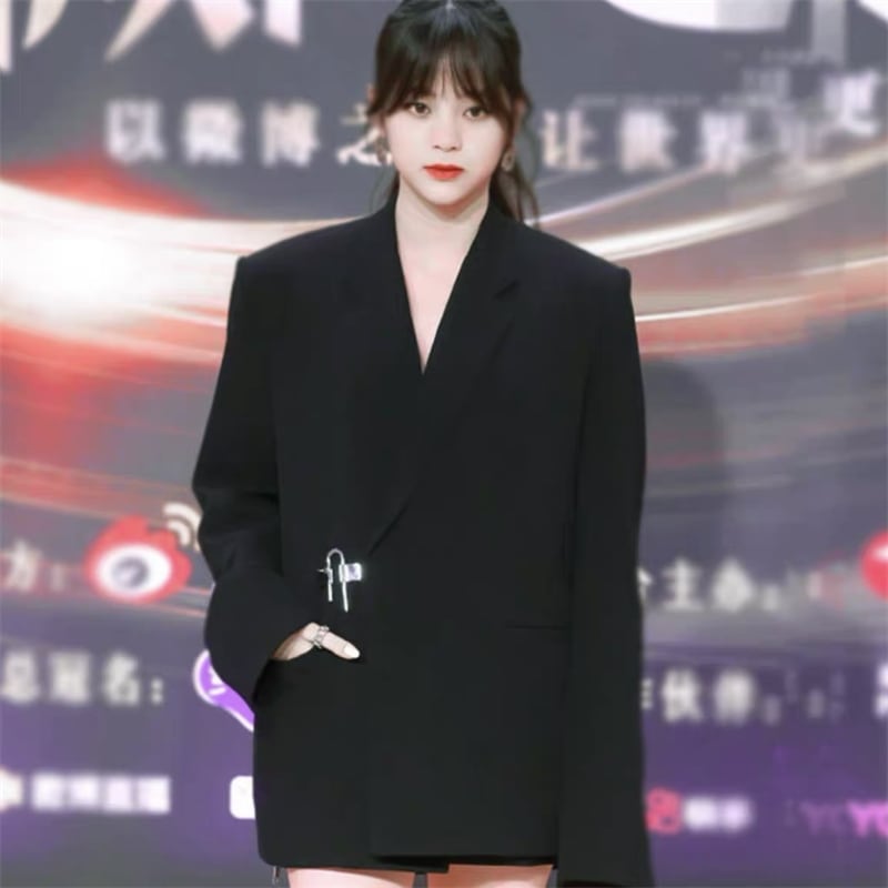 サマースーツ 高級デザイン感 スーツ ブレザー+カジュアルパンツ セットアップメンズ 2点セット サマースーツ 高級デザイン感 スーツ ブレザー+カジュアルパンツ セットアップメンズ 2点セット