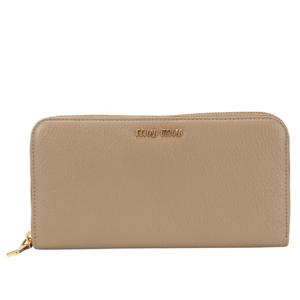 中古 美品 長財布 ラウンドファスナー 5M0506 レザー CAMMEO ピンクベージュ ゴールド金具 くすみカラー シンプル 小物 レディース 女性 中古 美品 長財布 ラウンドファスナー 5M0506 レザー CAMMEO ピンクベージュ ゴールド金具 くすみカラー シンプル 小物 レディース 女性