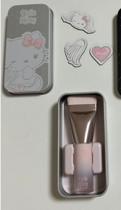 【限定】フィリミリ×ハローキティ 天使と悪魔 ミニスパチュラブラシ 828(4本セット) 【限定】フィリミリ×ハローキティ 天使と悪魔 ミニスパチュラブラシ 828(4本セット)