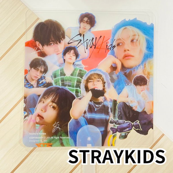 Qoo10] 透明 うちわ 四角 BTS JUNGKO