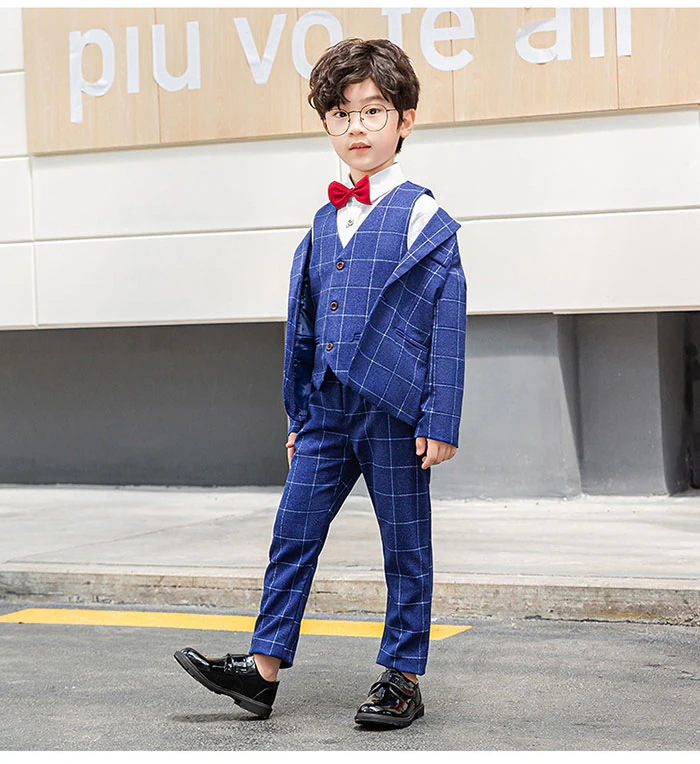 【急速出荷!】入学式 スーツ 男の子 フォーマルスーツ 男の子 卒園式 子供服 男の子 セットアップ 4点セット キッズスーツ おしゃれ お受験 スーツ 発表会 結婚式 フォーマル 男の子 子供スーツ