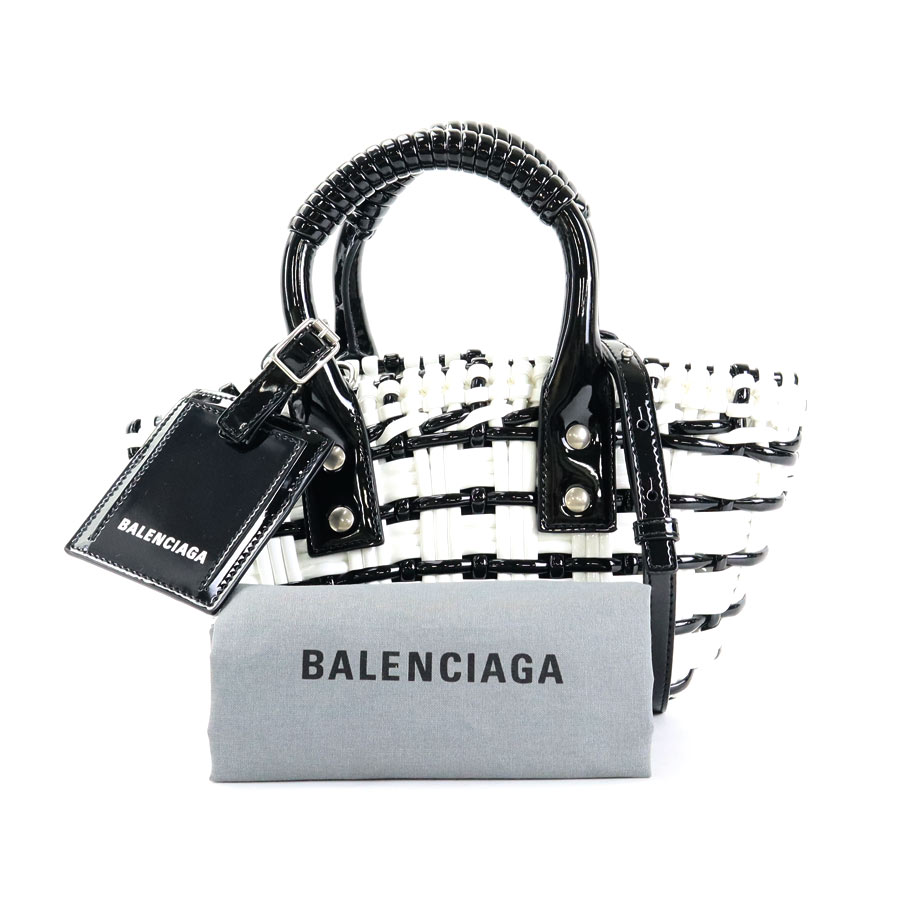 バレンシアガ BALENCIAGA ハンドバッグ ビストロXXS ポリウレタン/ポリエステル ブラック×ホワイト レディース h29744k バレンシアガ BALENCIAGA ハンドバッグ ビストロXXS ポリウレタン/ポリエステル ブラック×ホワイト レディース h29744k