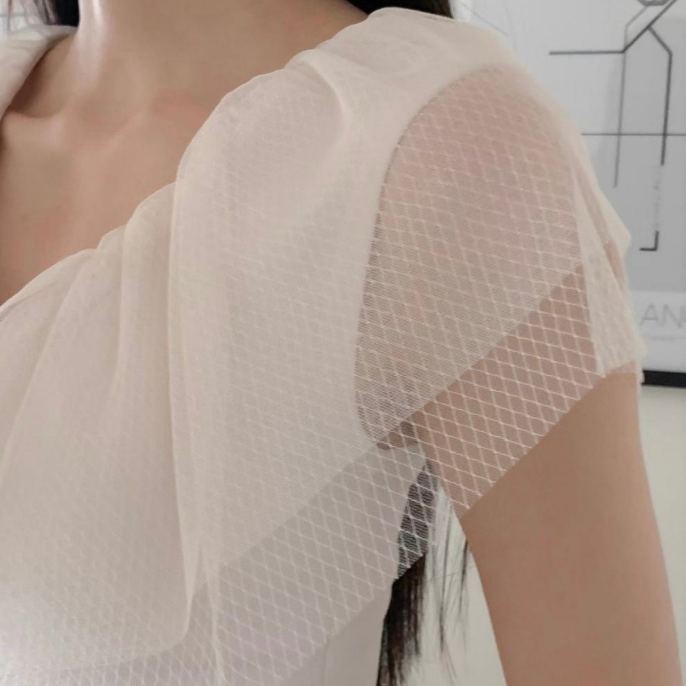 レディース トップス カットソー 袖なし ノースリーブ Vネック ケープ襟 タイト スリム 細身 フェミニン チュール シフォン フリル かわいい 大人可愛い きれいめ おしゃれ ガーリー エレガント レディース トップス カットソー 袖なし ノースリーブ Vネック ケープ襟 タイト スリム 細身 フェミニン チュール シフォン フリル かわいい 大人可愛い きれいめ おしゃれ ガーリー エレガント