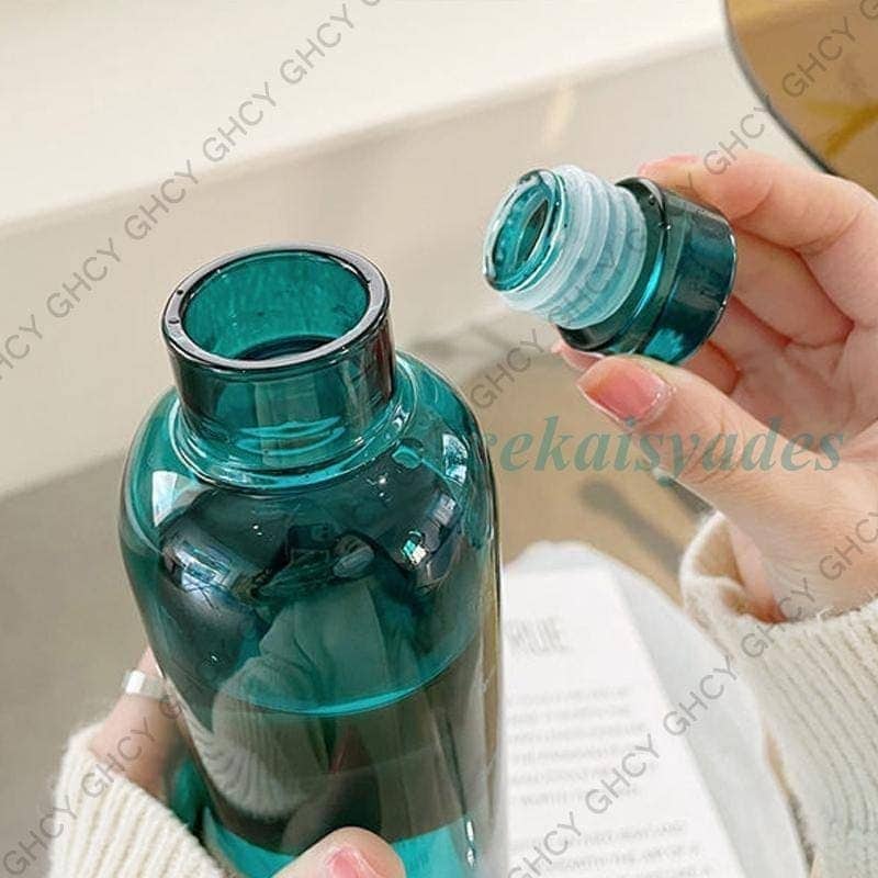 New type追加水筒 ウォーターボトル 500ml おしゃれ 蓋付き 透明な水筒 子供 女の子 直飲み 軽量 通勤 通学 運動 登山 ジム 携帯便利 漏れ防止 水分補給 New type追加水筒 ウォーターボトル 500ml おしゃれ 蓋付き 透明な水筒 子供 女の子 直飲み 軽量 通勤 通学 運動 登山 ジム 携帯便利 漏れ防止 水分補給