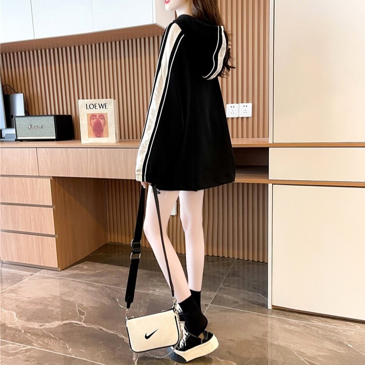 トップス パーカー フーディー 長袖 Vネック ストレート フード付き ポケット かわいい 大人可愛い カジュアル 大人 おしゃれ お洒落 かっこいい 大人可愛い 大人女子 こなれ感 ラフ