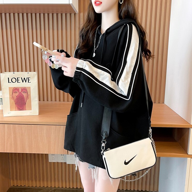 トップス パーカー フーディー 長袖 Vネック ストレート フード付き ポケット かわいい 大人可愛い カジュアル 大人 おしゃれ お洒落 かっこいい 大人可愛い 大人女子 こなれ感 ラフ