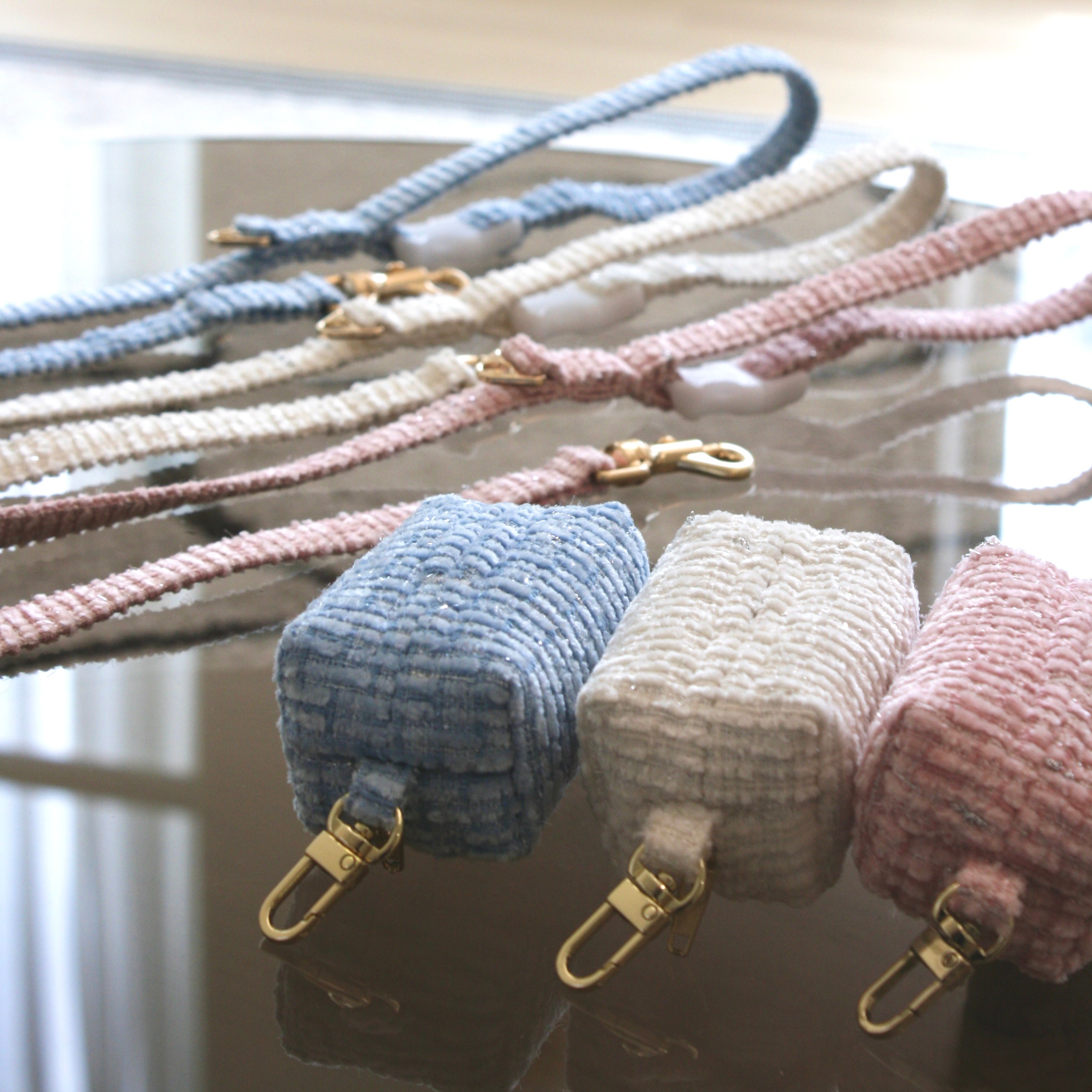 【3set】Twinkle Dog Collar + Lead&Pouch(首輪＋リード＆ポーチ)お散歩グッズ　韓国グッズ　ドッグウェア　犬用品　ペット用品　愛犬　愛犬グッズ　おしゃれな犬　脱げない