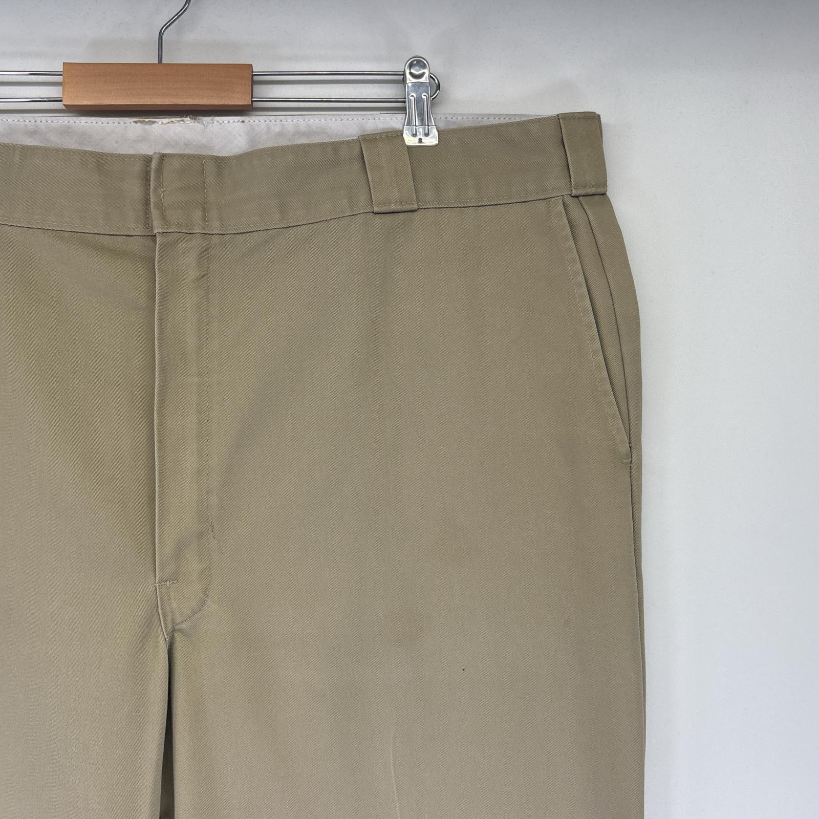 古着 80s/80年代 ヴィンテージ USA製 ワークパンツ チビタグ センタープレス 大きいサイズ w44 L30 ベージュ メンズ 古着 80s/80年代 ヴィンテージ USA製 ワークパンツ チビタグ センタープレス 大きいサイズ w44 L30 ベージュ メンズ