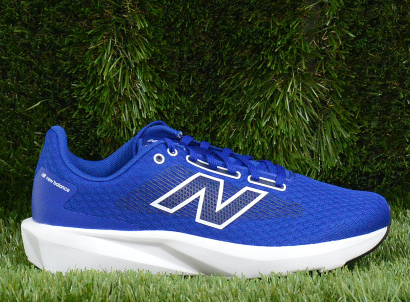 413 V3 陸上 ランニングシューズ 25SS (M413LP32E)