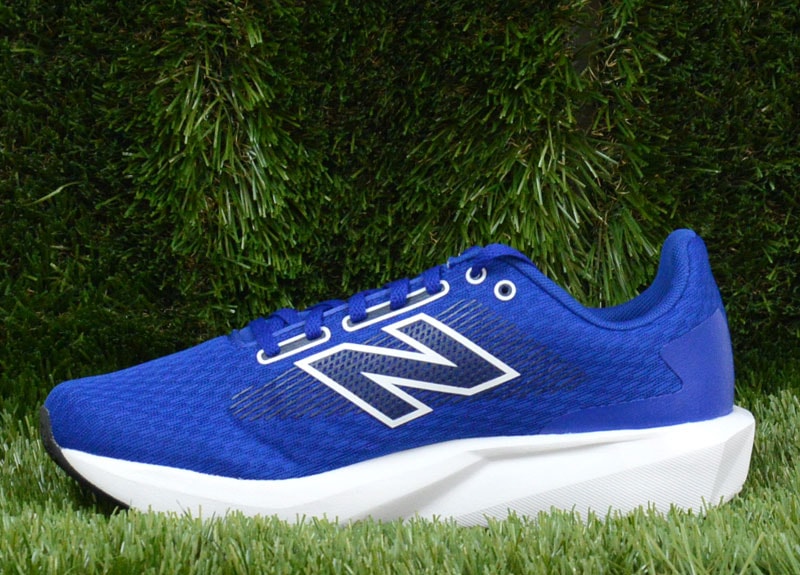 413 V3 陸上 ランニングシューズ 25SS (M413LP32E)