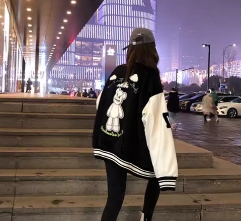 ユニフォーム風 レディース ジャケット アウター 上着 ミドル丈 長袖 スタンドカラー ベースボールカラー 異国風 厚手 ベルベット かわいい カジュアル おしゃれ かっこいい ラフ メンズライク ユニフォーム風 レディース ジャケット アウター 上着 ミドル丈 長袖 スタンドカラー ベースボールカラー 異国風 厚手 ベルベット かわいい カジュアル おしゃれ かっこいい ラフ メンズライク