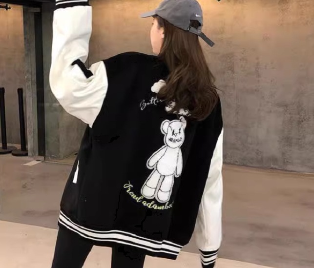 ユニフォーム風 レディース ジャケット アウター 上着 ミドル丈 長袖 スタンドカラー ベースボールカラー 異国風 厚手 ベルベット かわいい カジュアル おしゃれ かっこいい ラフ メンズライク ユニフォーム風 レディース ジャケット アウター 上着 ミドル丈 長袖 スタンドカラー ベースボールカラー 異国風 厚手 ベルベット かわいい カジュアル おしゃれ かっこいい ラフ メンズライク