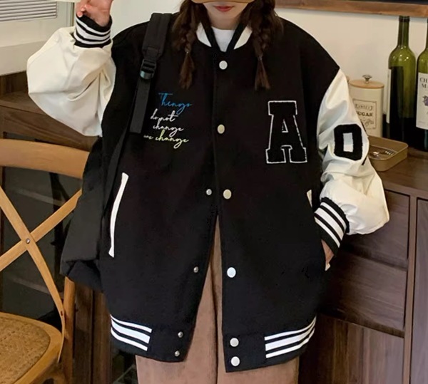 ユニフォーム風 レディース ジャケット アウター 上着 ミドル丈 長袖 スタンドカラー ベースボールカラー 異国風 厚手 ベルベット かわいい カジュアル おしゃれ かっこいい ラフ メンズライク ユニフォーム風 レディース ジャケット アウター 上着 ミドル丈 長袖 スタンドカラー ベースボールカラー 異国風 厚手 ベルベット かわいい カジュアル おしゃれ かっこいい ラフ メンズライク