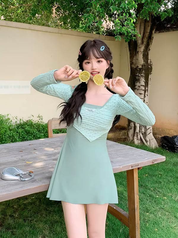 ワンピース水着 水着 2点セット 長袖 ワイヤーなし パッド付 レディース 着瘦せ シンプル セクシー 写真映え 撮影用 海 夏 サマー プール リゾート かわいい 旅行 温泉 大人 女性用 ジュニア