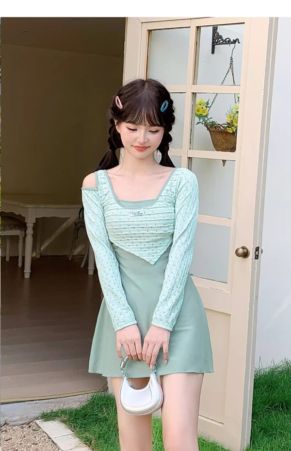 ワンピース水着 水着 2点セット 長袖 ワイヤーなし パッド付 レディース 着瘦せ シンプル セクシー 写真映え 撮影用 海 夏 サマー プール リゾート かわいい 旅行 温泉 大人 女性用 ジュニア