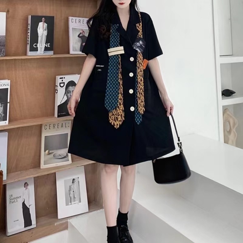 個性的 ワンピース 膝丈 ひざ丈 膝上 袖あり 半袖 Vネック 襟付き かわいい おしゃれ お洒落 かっこいい ラフ ラブリー キュート ガーリー モード系 主役級 存在感 無地 夏 10代 20代 個性的 ワンピース 膝丈 ひざ丈 膝上 袖あり 半袖 Vネック 襟付き かわいい おしゃれ お洒落 かっこいい ラフ ラブリー キュート ガーリー モード系 主役級 存在感 無地 夏 10代 20代