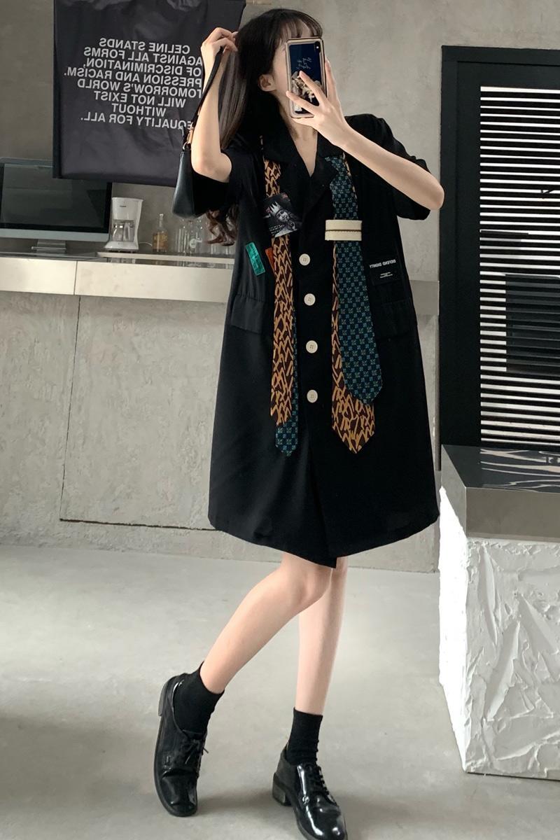 個性的 ワンピース 膝丈 ひざ丈 膝上 袖あり 半袖 Vネック 襟付き かわいい おしゃれ お洒落 かっこいい ラフ ラブリー キュート ガーリー モード系 主役級 存在感 無地 夏 10代 20代 個性的 ワンピース 膝丈 ひざ丈 膝上 袖あり 半袖 Vネック 襟付き かわいい おしゃれ お洒落 かっこいい ラフ ラブリー キュート ガーリー モード系 主役級 存在感 無地 夏 10代 20代