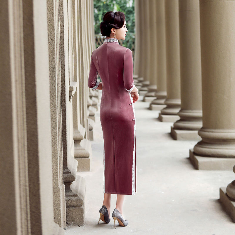 改善されたチャイナ ドレス スカート 2025 ピンク ハイエンド ファッション ロング ベルベット ドレス 女性の春と秋モデル 母の日 母の日-0007923 改善されたチャイナ ドレス スカート 2025 ピンク ハイエンド ファッション ロング ベルベット ドレス 女性の春と秋モデル 母の日 母の日-0007923