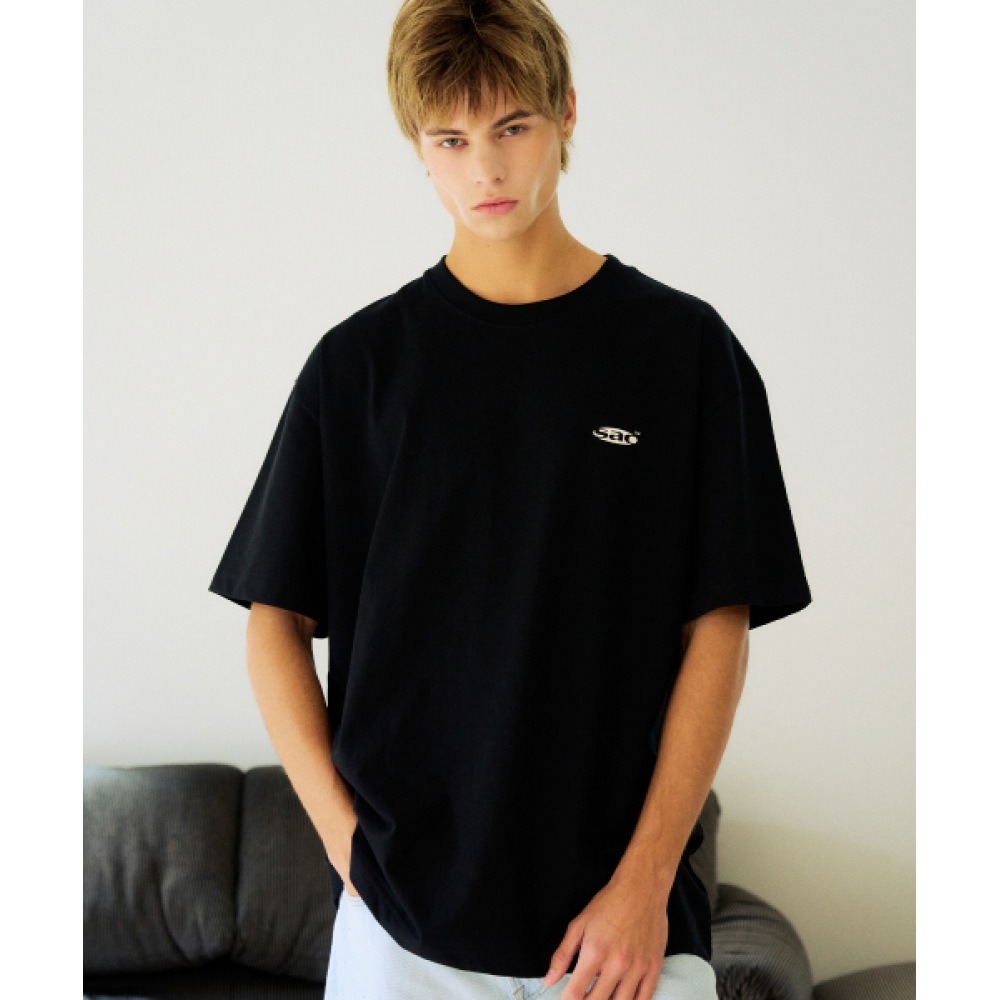 スローアシッドベーシックサックオーバルロゴ半袖Tシャツ [ブラック]
